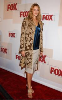 Amanda Righetti feet photo thumbnail