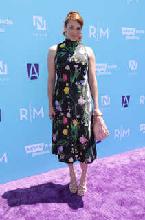 Amanda Righetti feet photo thumbnail