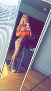Amanda Saccomanno feet photo thumbnail