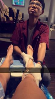 Amanda Saccomanno feet photo thumbnail
