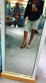 Amanda Saccomanno feet photo thumbnail