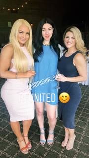 Amanda Saccomanno feet photo thumbnail