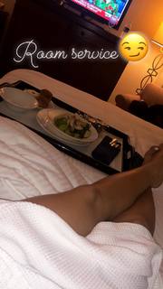 Amanda Saccomanno feet photo thumbnail