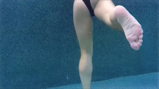 Amanda Saccomanno feet photo thumbnail