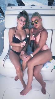 Amanda Saccomanno feet photo thumbnail