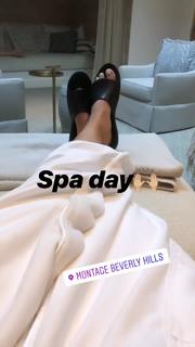 Amanda Saccomanno feet photo thumbnail