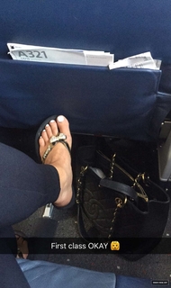 Amanda Saccomanno feet photo thumbnail