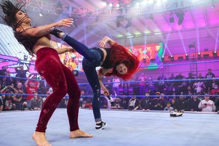 Amanda Saccomanno feet photo thumbnail
