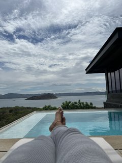 Amanda Saccomanno feet photo thumbnail