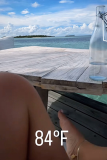 Amanda Saccomanno feet photo thumbnail