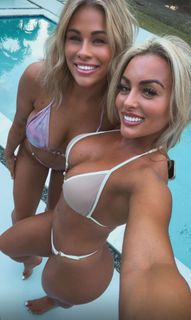 Amanda Saccomanno feet photo thumbnail