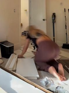 Amanda Saccomanno feet photo thumbnail