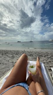 Amanda Saccomanno feet photo 10