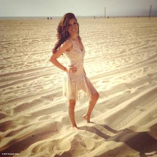Amanda Salas feet photo 8
