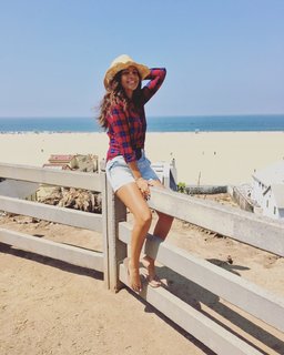 Amanda Salas feet photo 12