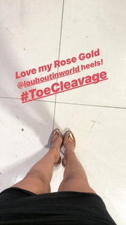 Amanda Salas feet photo 5