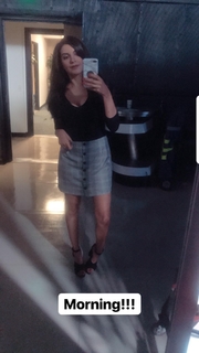 Amanda Salas feet photo 3