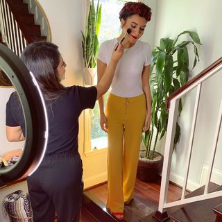 Amanda Salas feet photo 8