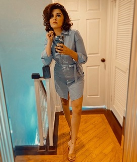 Amanda Salas feet photo 1