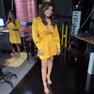 Amanda Salas feet photo 5