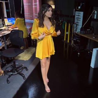 Amanda Salas feet photo 4