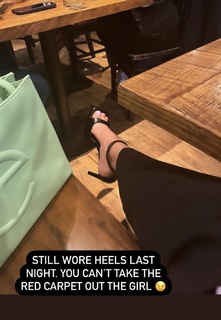 Amanda Salas feet photo 4