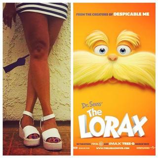Amanda Seales feet photo thumbnail