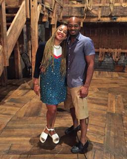 Amanda Seales feet photo thumbnail