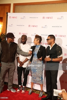 Amanda Seales feet photo thumbnail