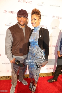 Amanda Seales feet photo thumbnail