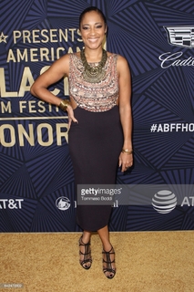 Amanda Seales feet photo thumbnail