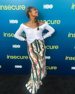 Amanda Seales feet photo thumbnail