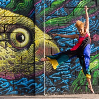 Amanda Seales feet photo thumbnail