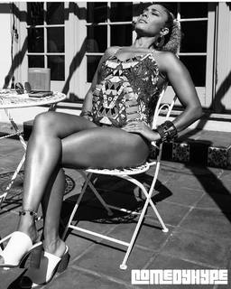 Amanda Seales feet photo thumbnail