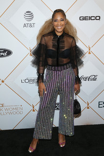 Amanda Seales feet photo thumbnail