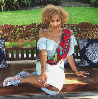 Amanda Seales feet photo thumbnail