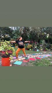 Amanda Seales feet photo thumbnail
