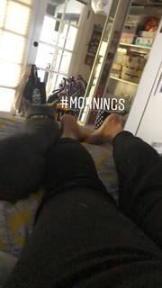 Amanda Seales feet photo thumbnail