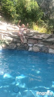Amanda Seales feet photo thumbnail