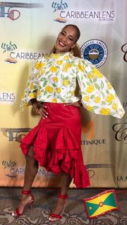 Amanda Seales feet photo thumbnail