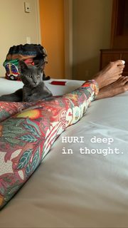 Amanda Seales feet photo thumbnail