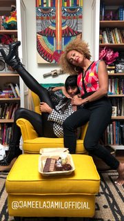Amanda Seales feet photo thumbnail