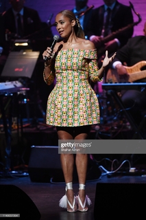 Amanda Seales feet photo thumbnail