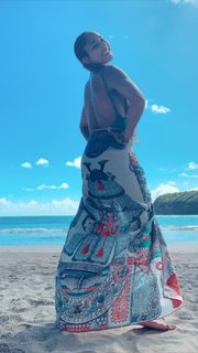 Amanda Seales feet photo thumbnail