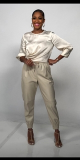 Amanda Seales feet photo thumbnail