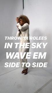 Amanda Seales feet photo thumbnail