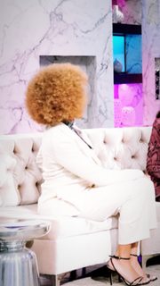 Amanda Seales feet photo thumbnail