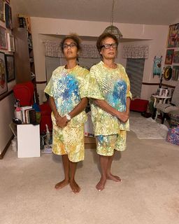 Amanda Seales feet photo thumbnail