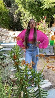 Amanda Seales feet photo thumbnail