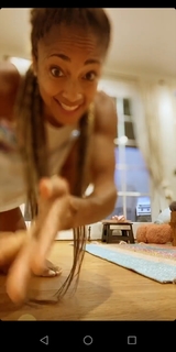 Amanda Seales feet photo thumbnail